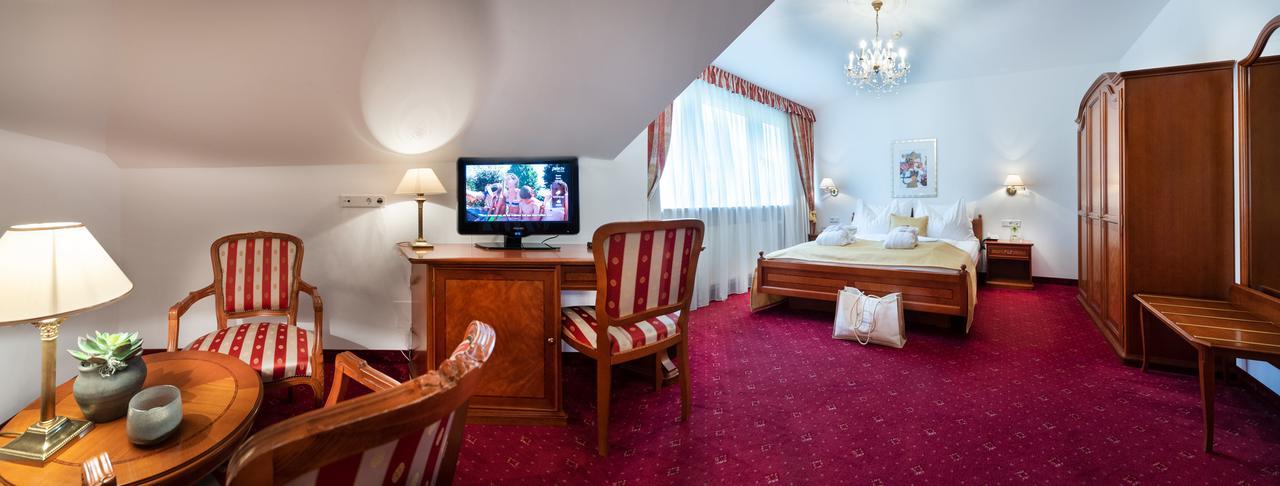Hotel Christof Eppan an der Weinstraße Exteriör bild